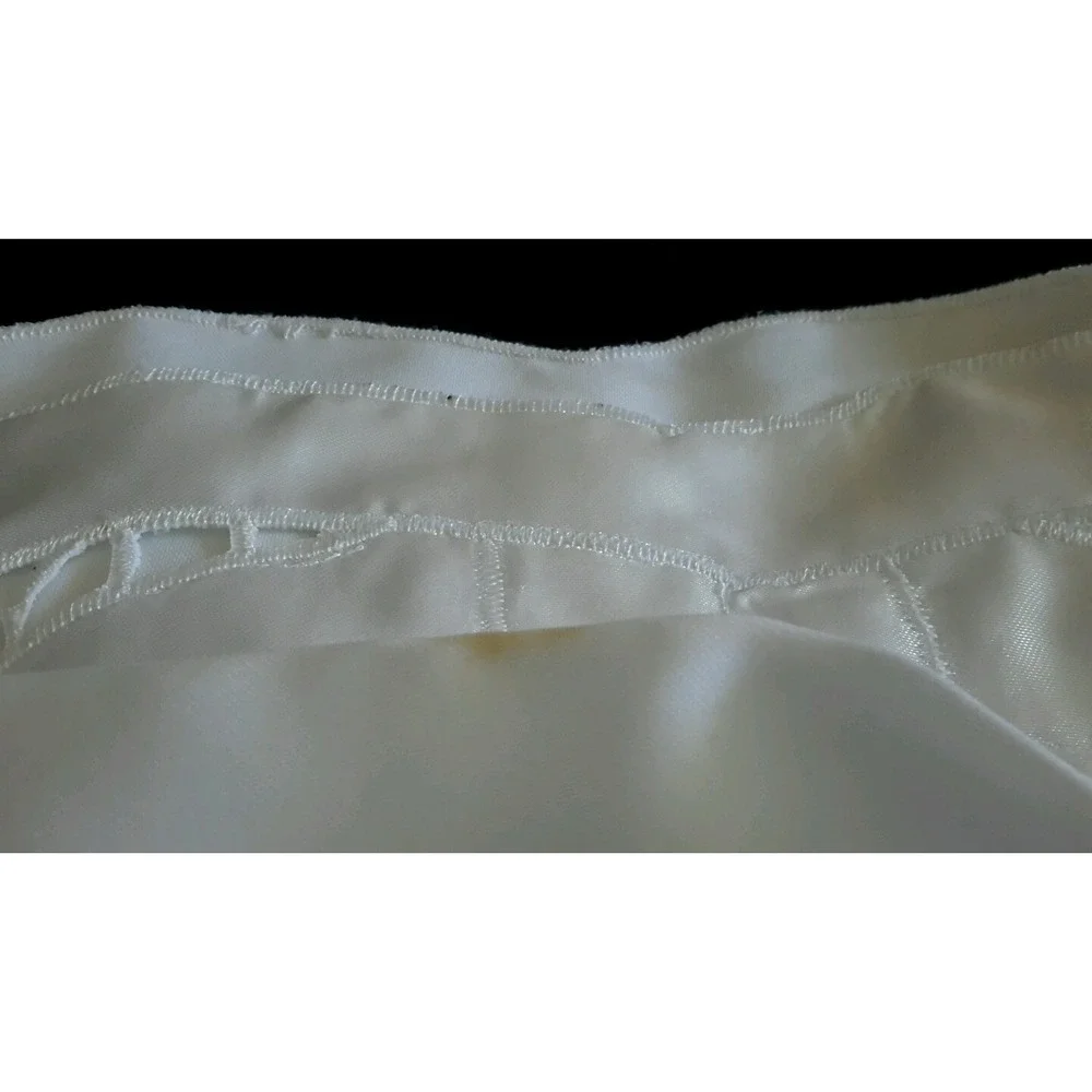 Unbranded elegant white